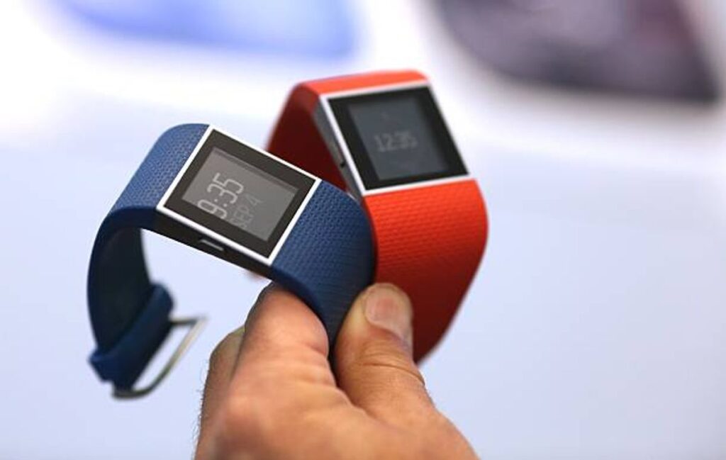 Fitbit Charge 4 Reviews