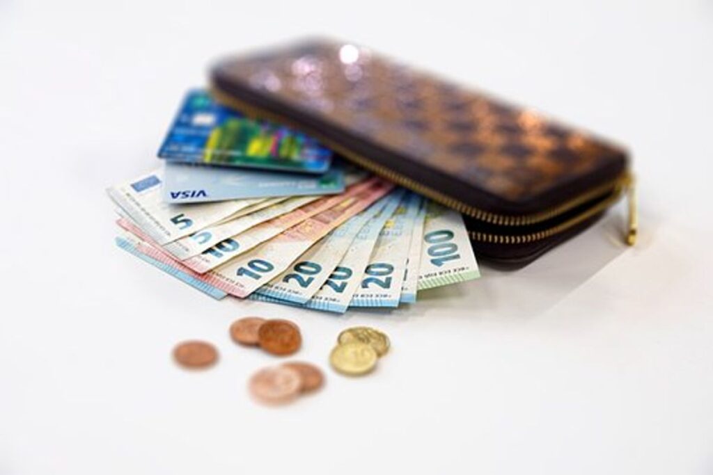 Best Debit cards your kids