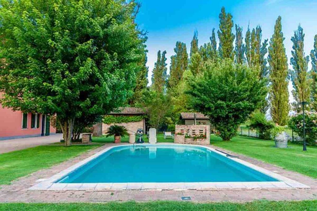 Pool Villas