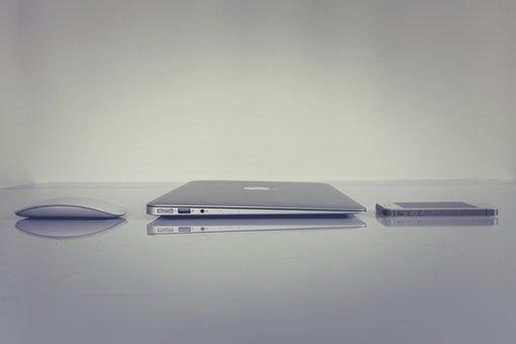Hire a hacker for iPhone