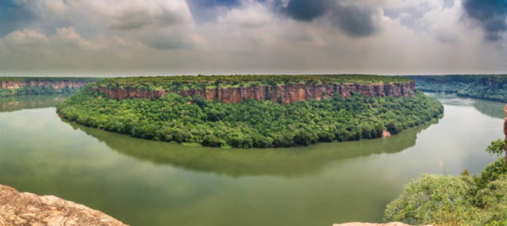 best places to travel in february in Kota