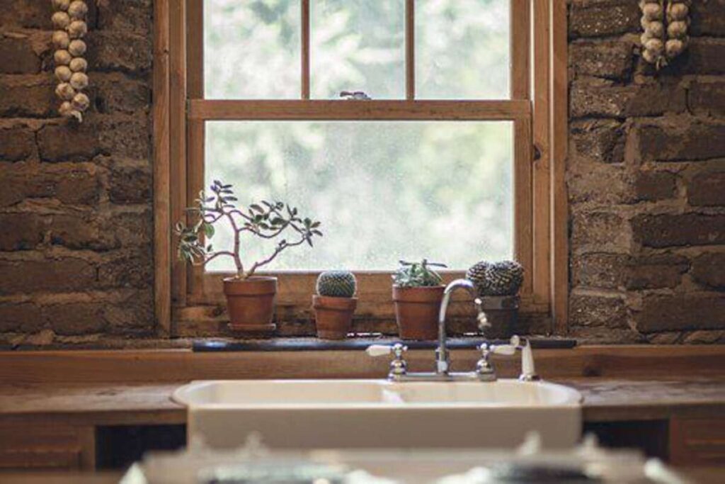 vacuum insulated glass
