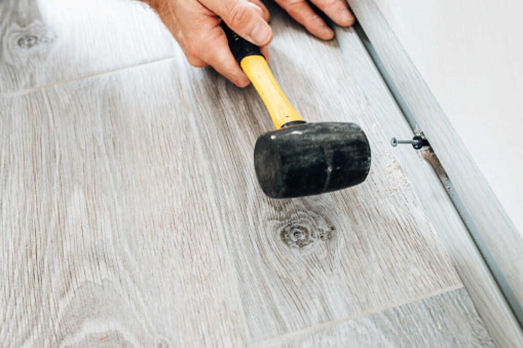 how to repair vinyl siding