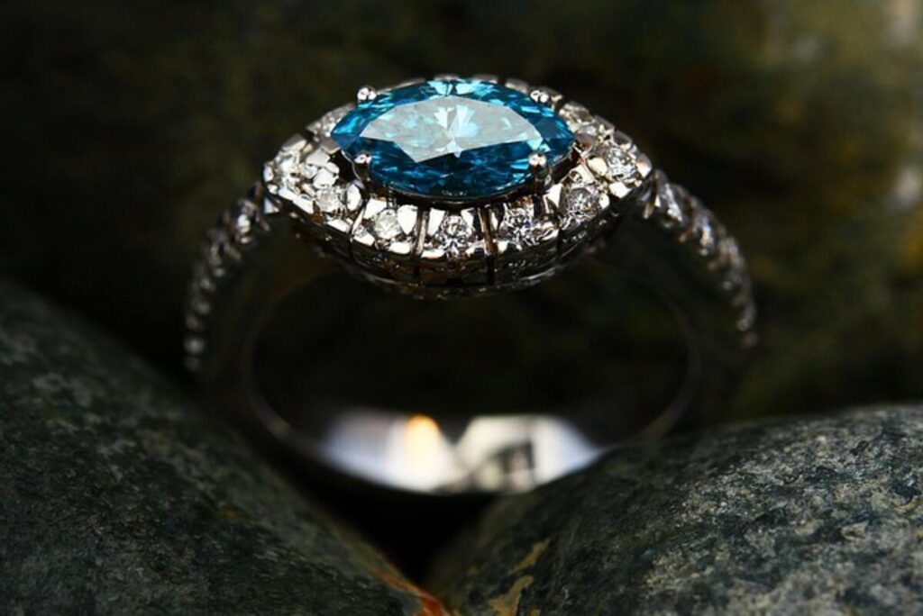 moissanite wedding bands