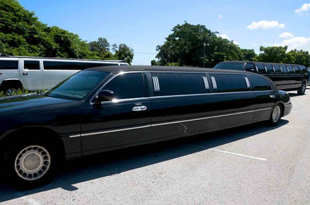 Top Limo Services in Gurnee, IL